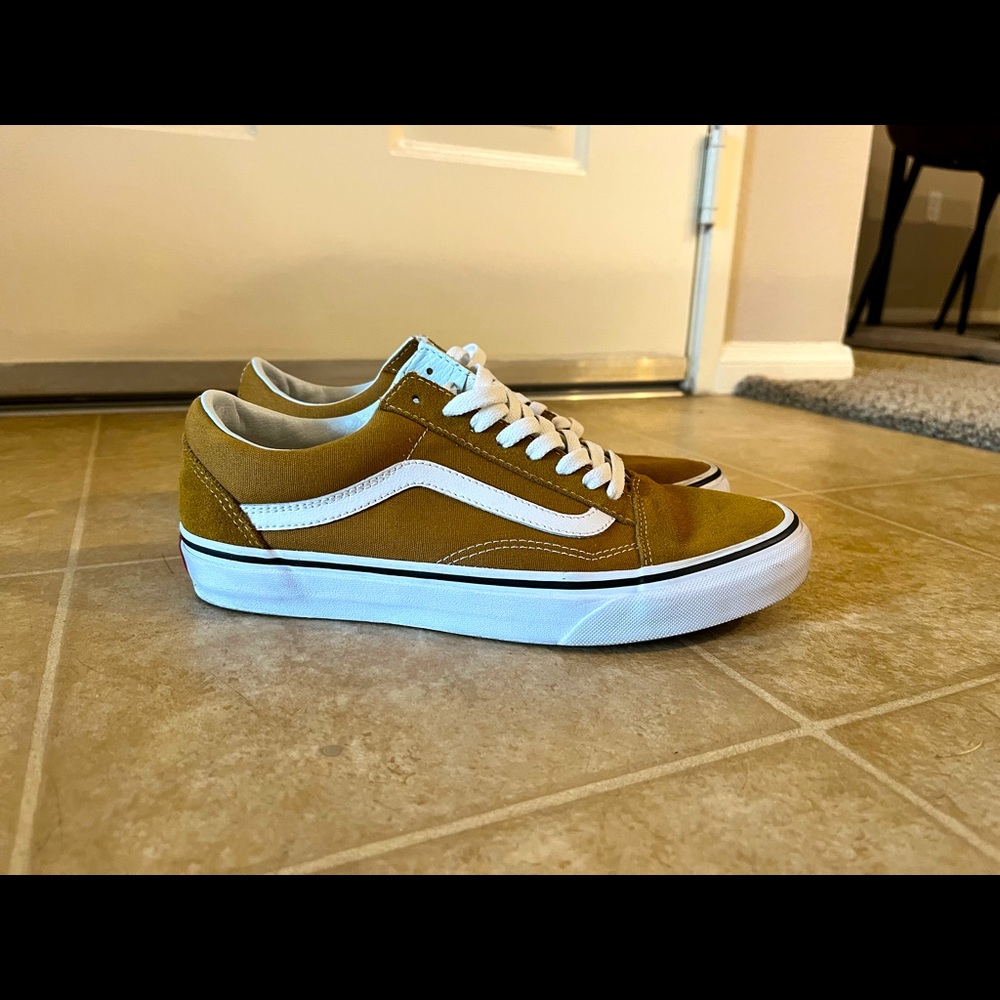 Vans old skool shoes womens size 9.5